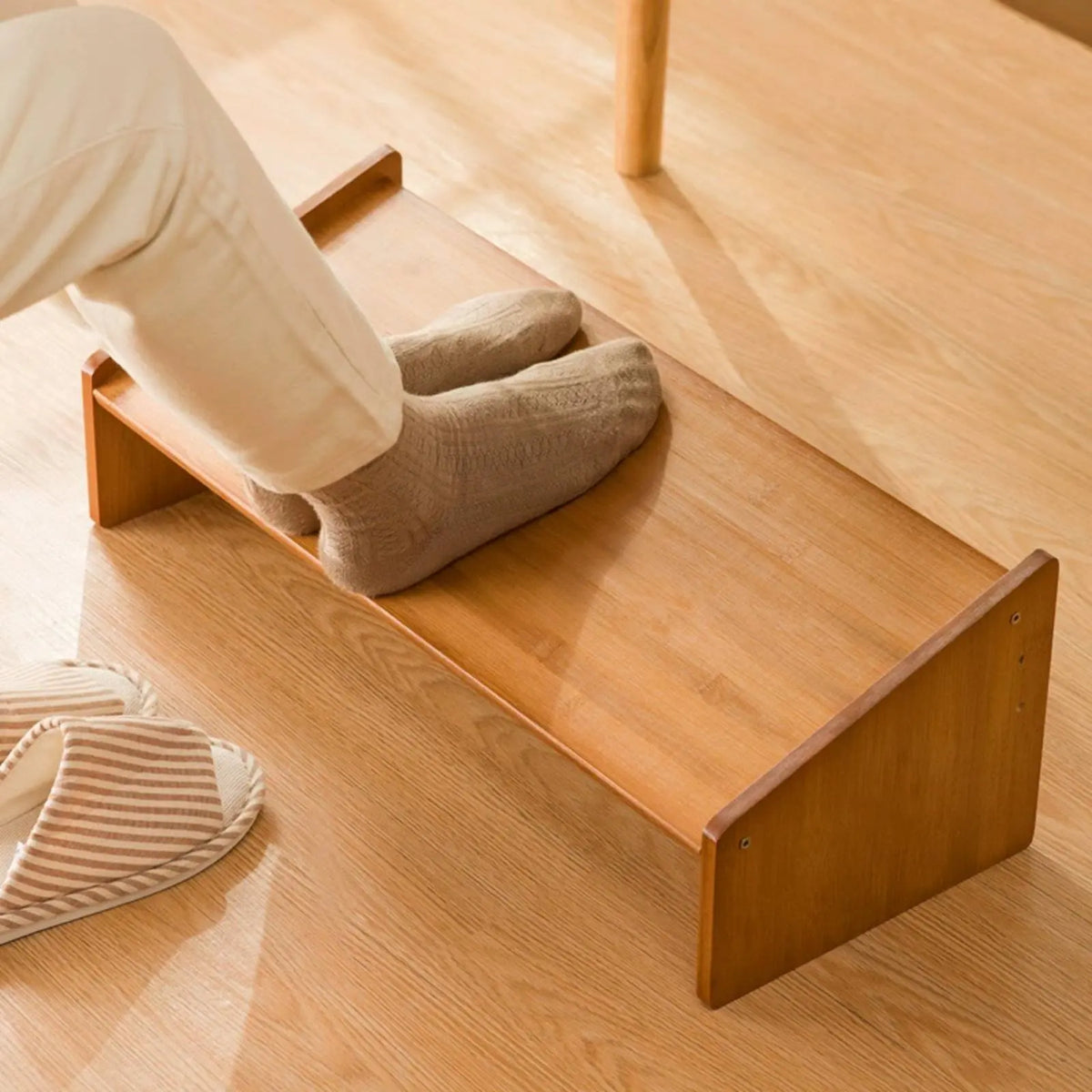 Ergonomische Fussstütze für den Schreibtisch